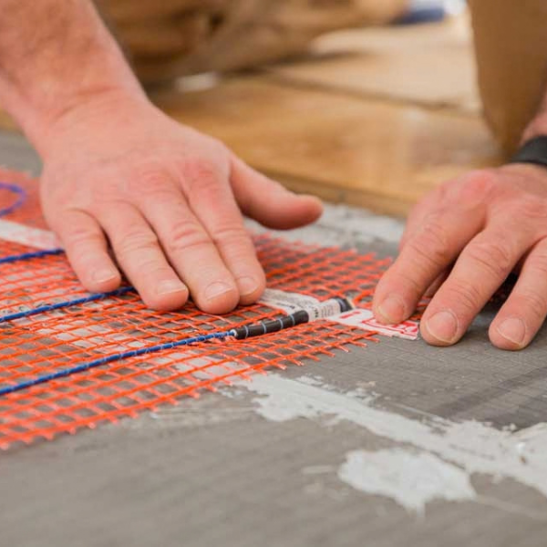 How Does Underfloor Heating Work? - featured image
